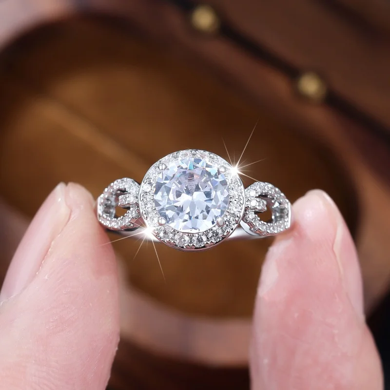 New European and American Style Sparkling Zircon Ring with Light Luxury Temperament, Double-sided Hollow Decoration Accessories
