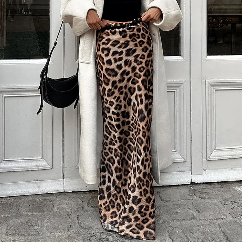 

Summer New 2024 Women's Sexy Leopard Print Satin Mermaid Skirt Temperament Commuting Youthful Woman Clothes INS Fashion Skirts