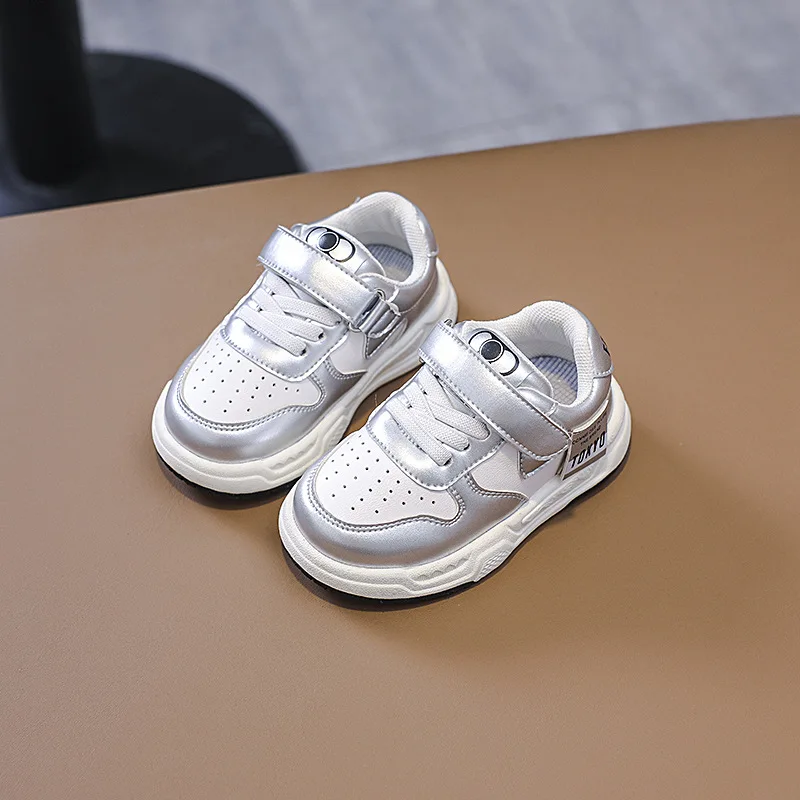 Baskets Blanches Respirantes pour Enfant Garçon et Fille, Chaussures de Marche Décontractées, Design à la Mode, Nouvelle Collection 2024