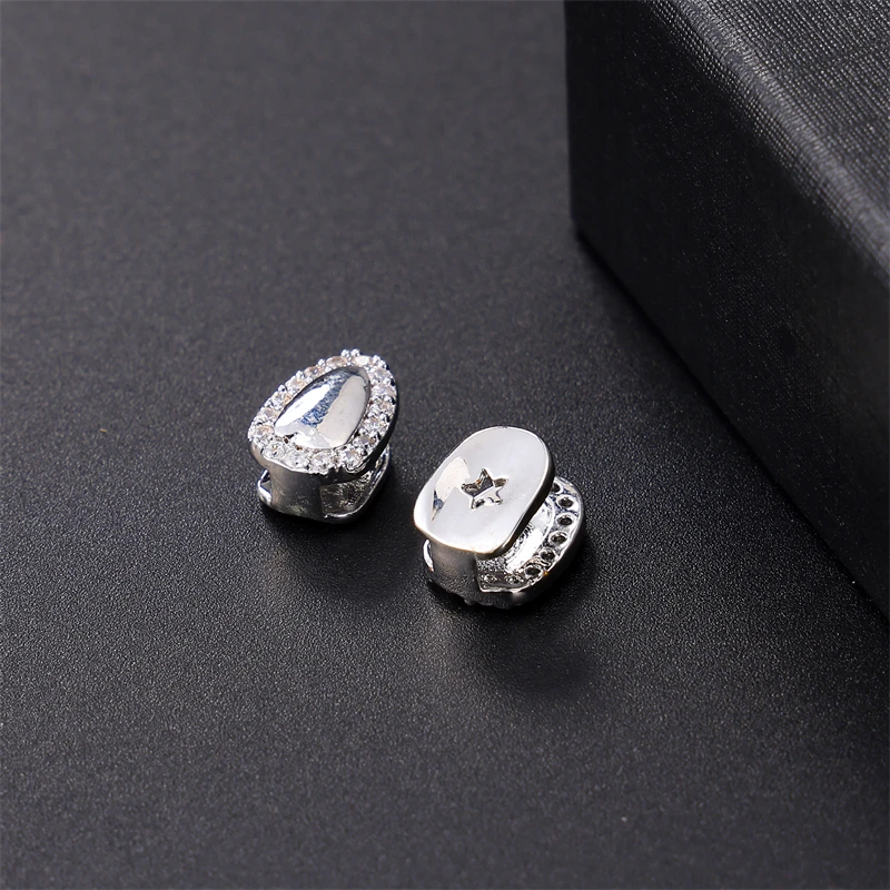 D&Z Hip Hop 2Pcs Iced Out Cubic Zircon Teeth Grillz Caps Micro Pave Top & Bottom Charm Grills For Men Women Teeth Jewelry