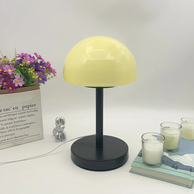 

Mushroom Glass Table Lamp Trichromatic Dimming Living Room Atmosphere Lamp Eye Protection Night Light Girl Bedroom Bedside Decor