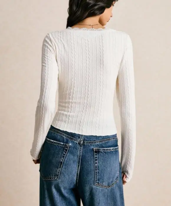 

Autumn Winter Temperament Lace V-Neck Base Top Slim Fit Long Sleeved T-Shirt Spicy Girl Sexy Tight and Elegant Top for Women