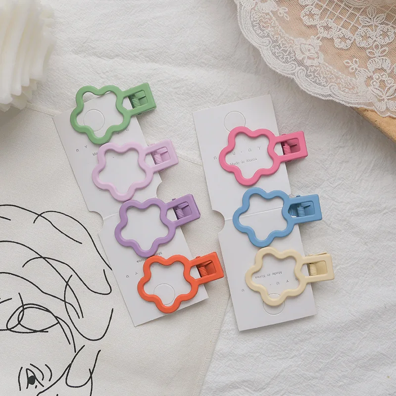 

3 шт. милых заколок для волос в форме цветка, стильный минималистичный дизайн, шикарные, изящные, модные аксессуары для волос для повседневной носки, для вечеринок