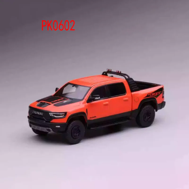 596 1:64 Scale RAM TRX Off-road Pickup Simulation Alloy Model