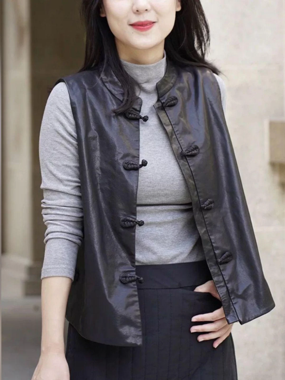 New Chinese Sle Genuine Leather Retro Bla Slimming Vest Women's Autumn Winter Casual Button up Tank Top Thiened Single ...