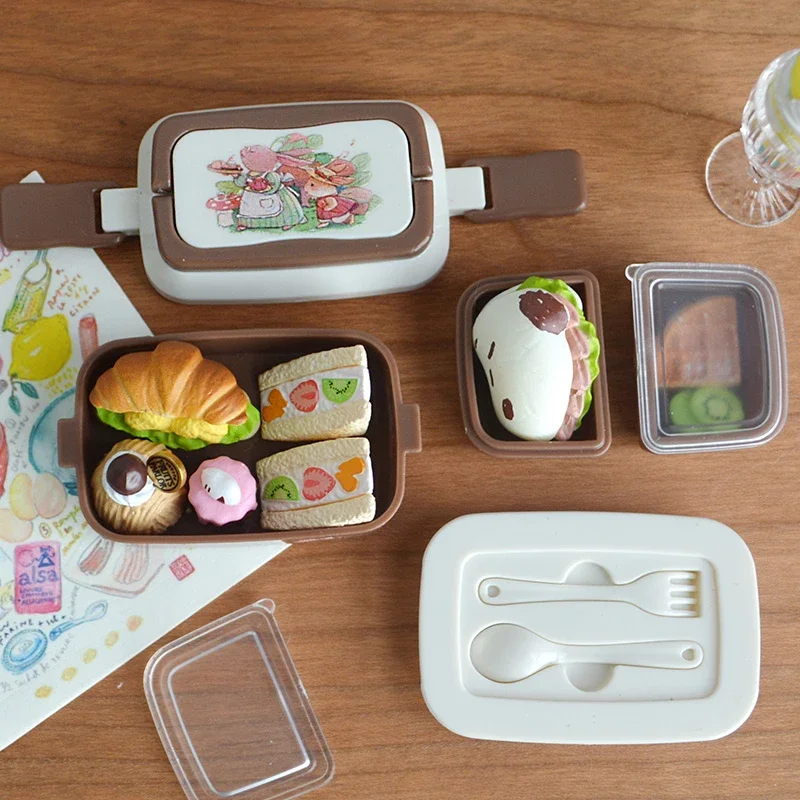 1/12 Dollhouse Simulation Hand-held Lunch Box Picnic Box Model Doll Home Mini Kitchen Tableware Decoration Pretend Play Toys