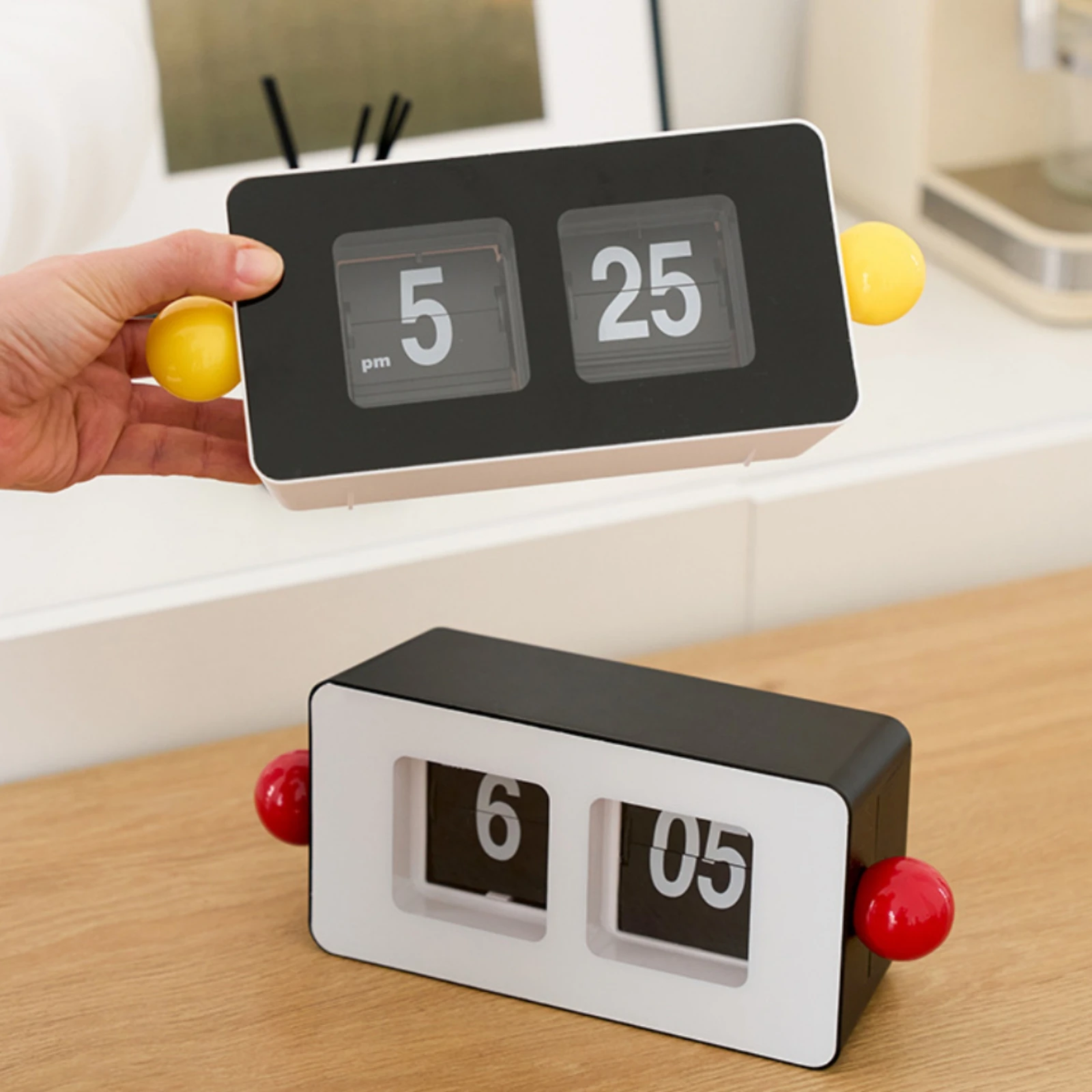 Automatic Flip C-Latch ABS Plastic Retro Flip Desk C-Latch Desktop Decor Decorative Room Decoration Vintage Look