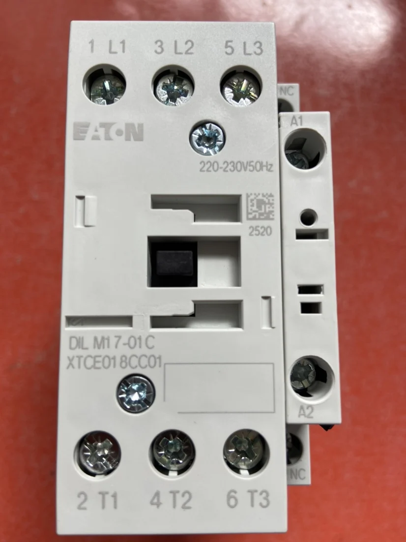 New Original Eaton AC contactor DILM17-01C 220V