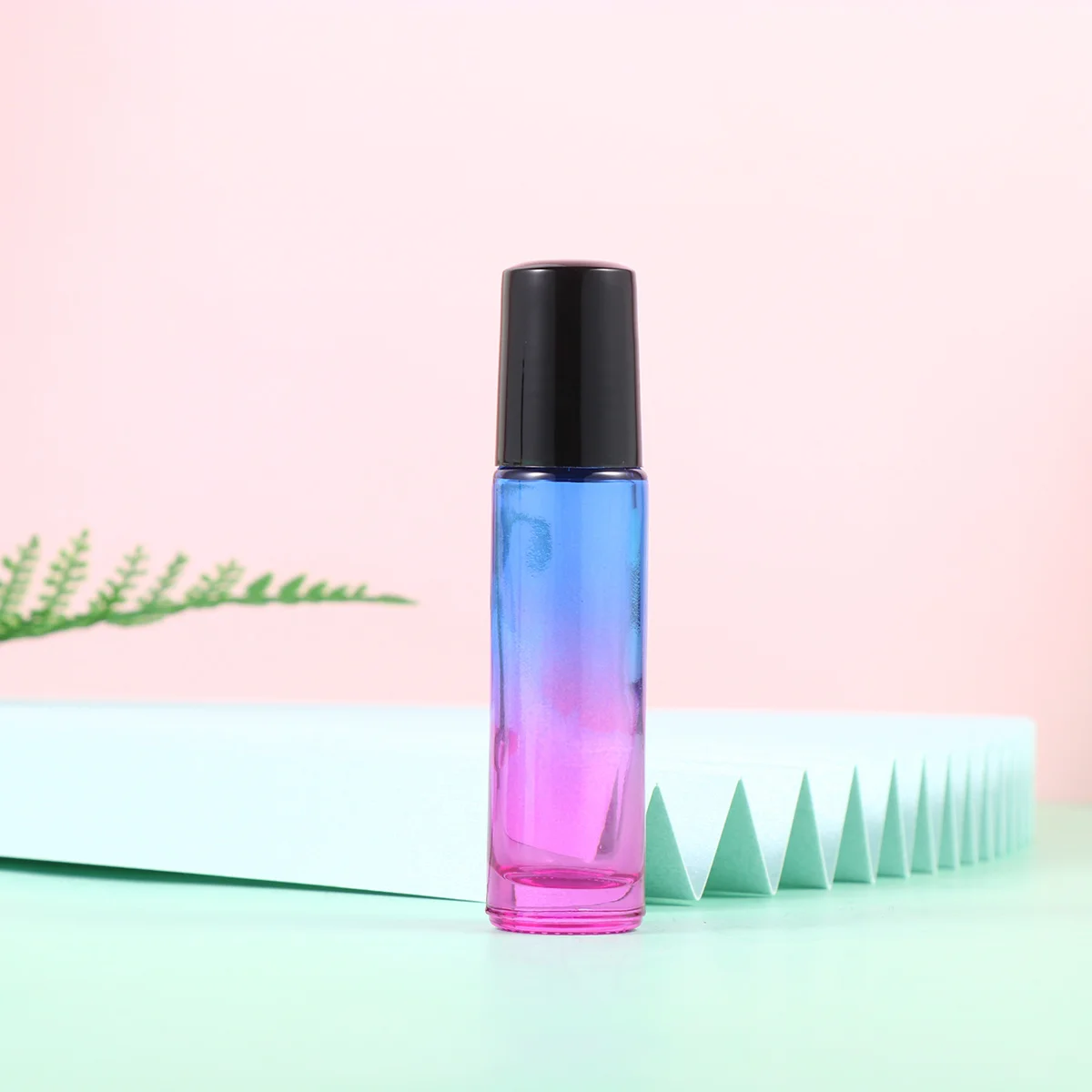 

10Pcs Roll-on Bottles Gradient Color Mini Empty Bottles Portable Portable Essential Oil Subpackaging Leakproof Refillable