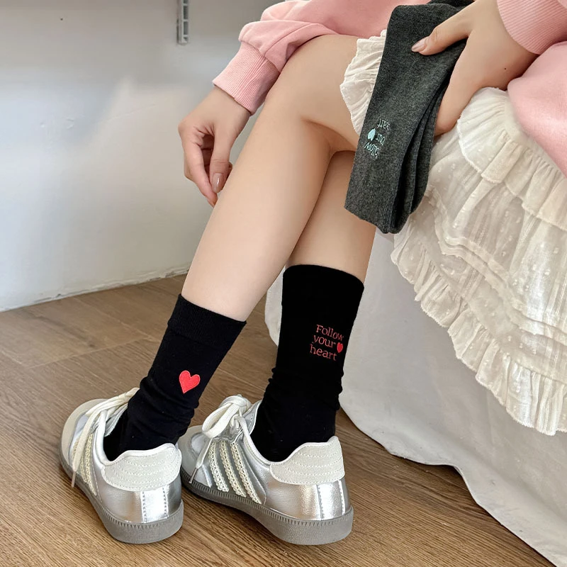 1 Pair Embroidered Couple Winter Socks With Heart Letter Design High Elasticity Mid-tube Anti-slip Sport Socks