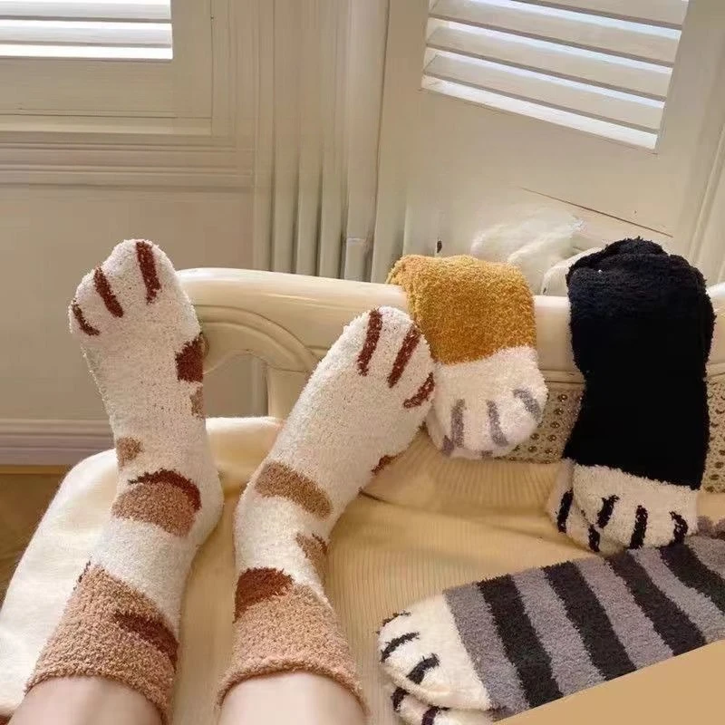 Плюшевые носки для женщин, утепленные длинные носки-тапочки из кораллового флиса с милым дизайном кошачьей лапы, универсальные для домашнего ношения