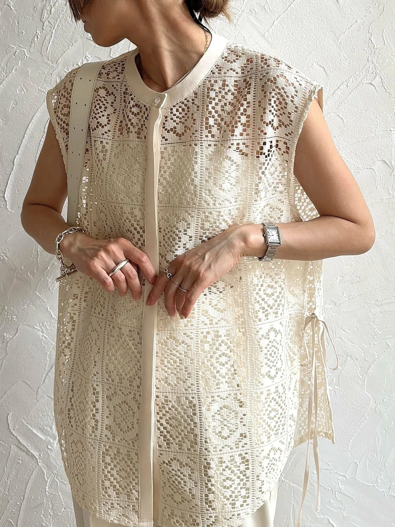 

Женский летний кардиган-жилет с кружевными вырезами и цветочным узором, свободного кроя, универсальный, с поясом, простой, легкий