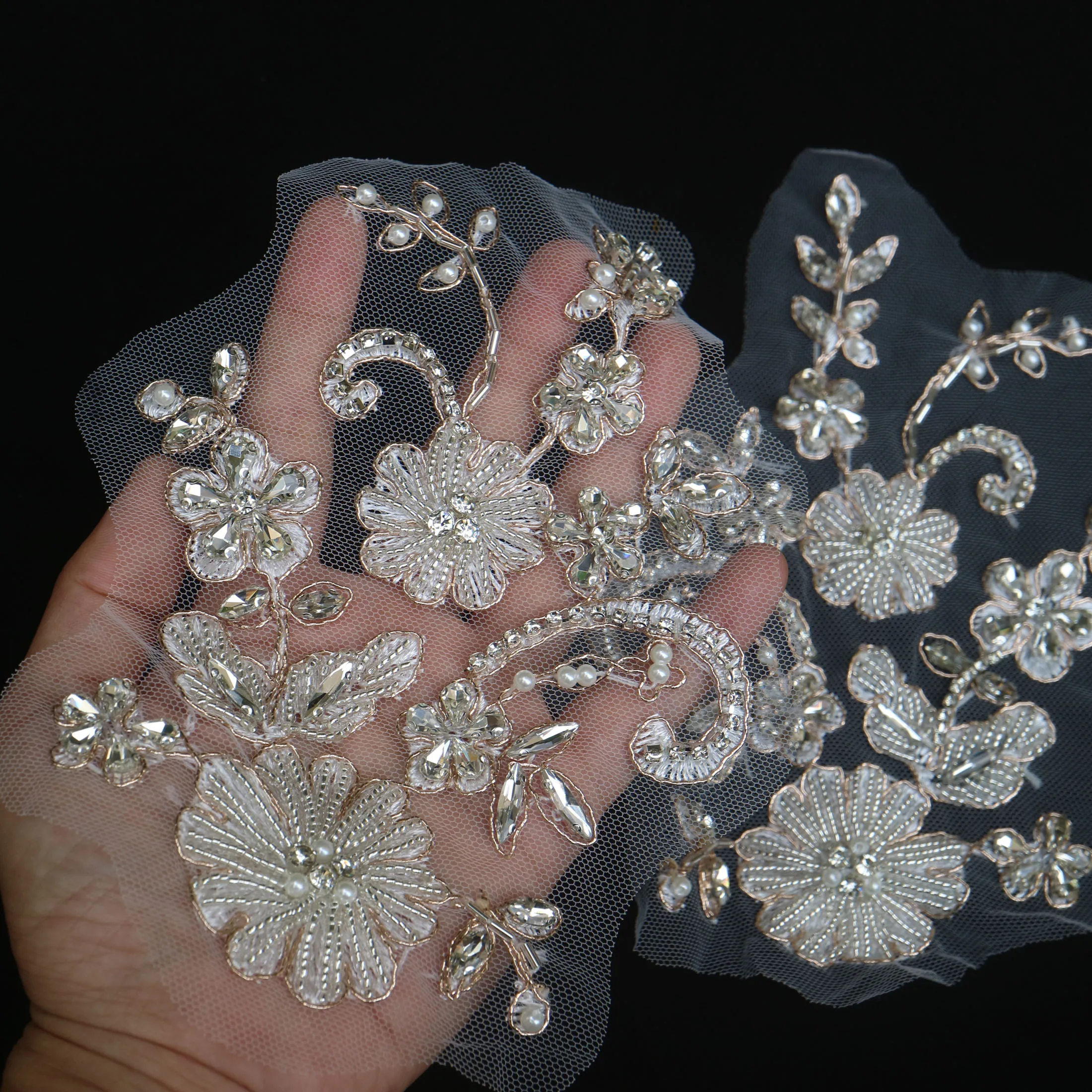 2 Stück/Paar Luxuriöse Glas-Strass-Perlen-Applikationen für Kleidung, DIY-Applikationen zum Aufnähen, Blumenapplikationen für Hochzeitskleider, Stickerei – Detail 15