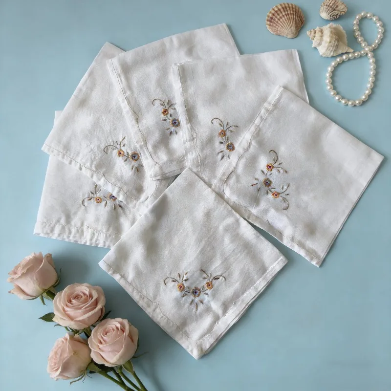2PCS 40*40cm White 100% Thin Cotton Hand Embroidered Handmade Silk Embroidered Edge Handkerchief Napkin