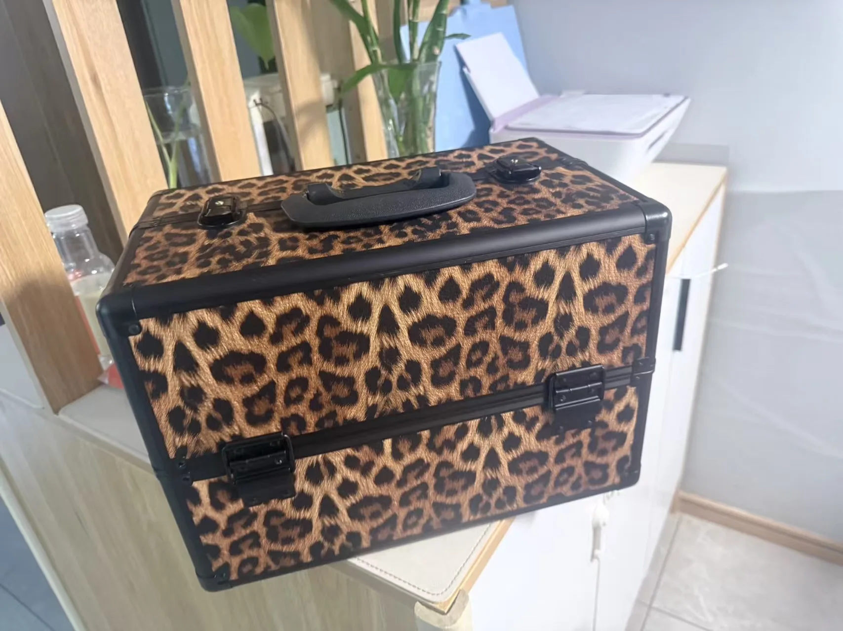 

Новая косметичка для красоты, профессиональные косметички для художника, многослойный ящик для инструментов для макияжа, татуировки, ногтей, органайзер для хранения, чемодан, сумка