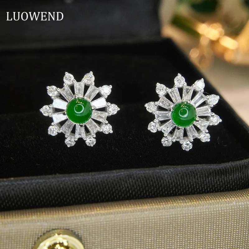 

LUOWEND 18K White Gold Earrings Luxury Jadeite Natural Diamond Stud Earrings for Women Wedding Romantic Snowflake Design Jewelry