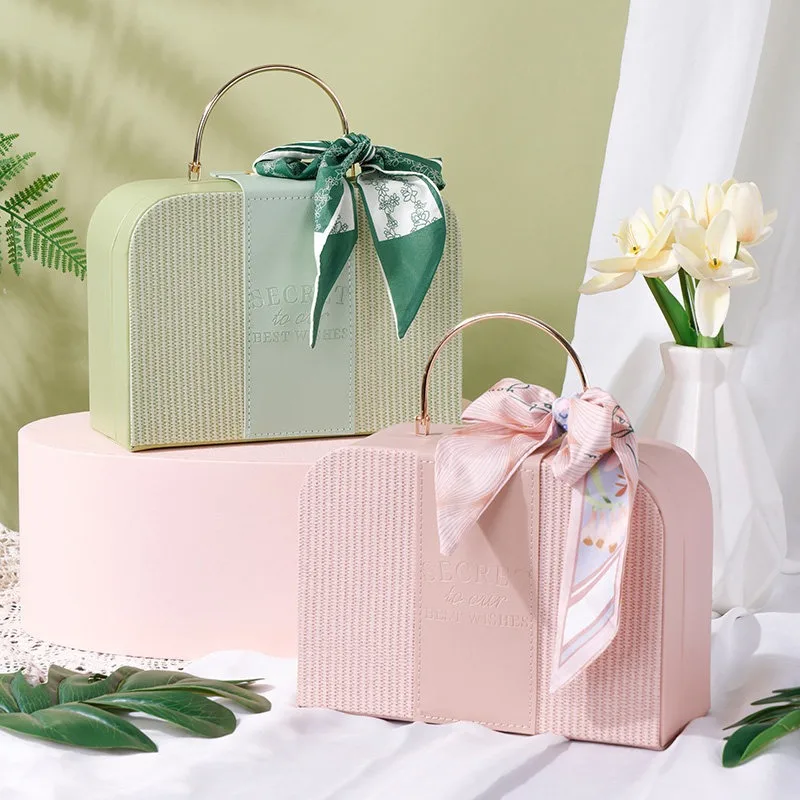 

Handheld Premium Gift Bag Empty Box Wedding Companion Bridesmaid Gift Box Packaging Party Favors Supplies