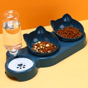 Tazones para mascotas con alimentador de agua, diseño de agua de gato inclinado de 3 en 1 oreja con botella de agua por gravedad para la protección del cuello 8 mejores tazones de comida de ventas - №6