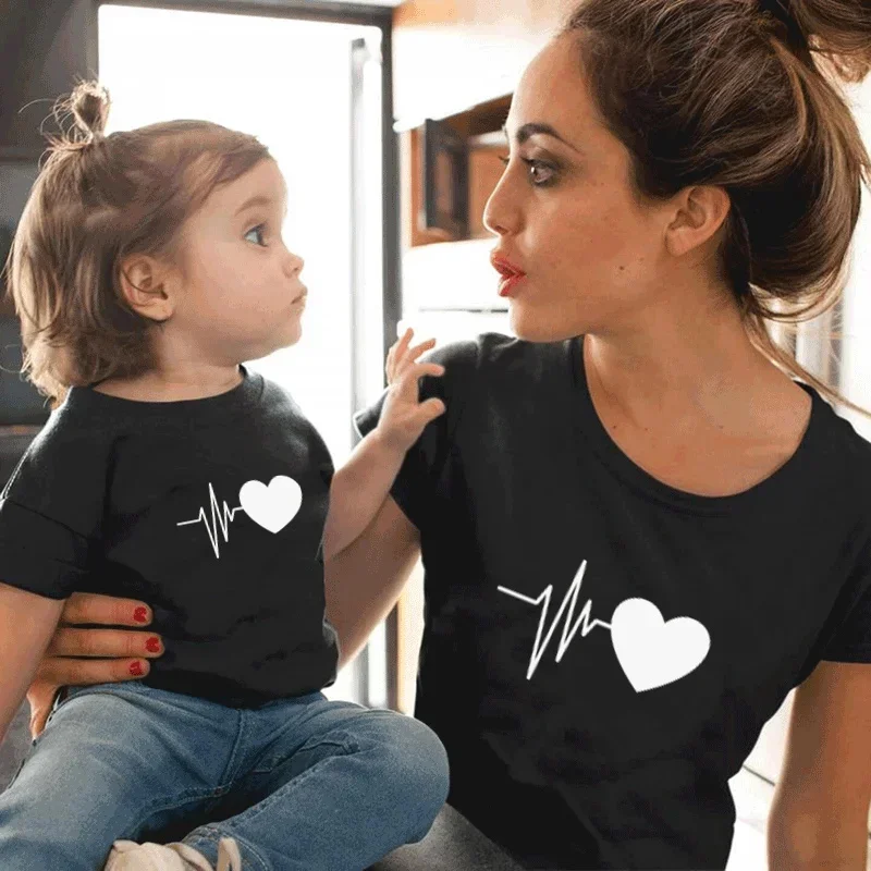 1PC Electrocardiogram Printed Family Matching Clothes T Shirt Fashion Mother and Daughter Clothe Mommy and Me Family Look Tshirt