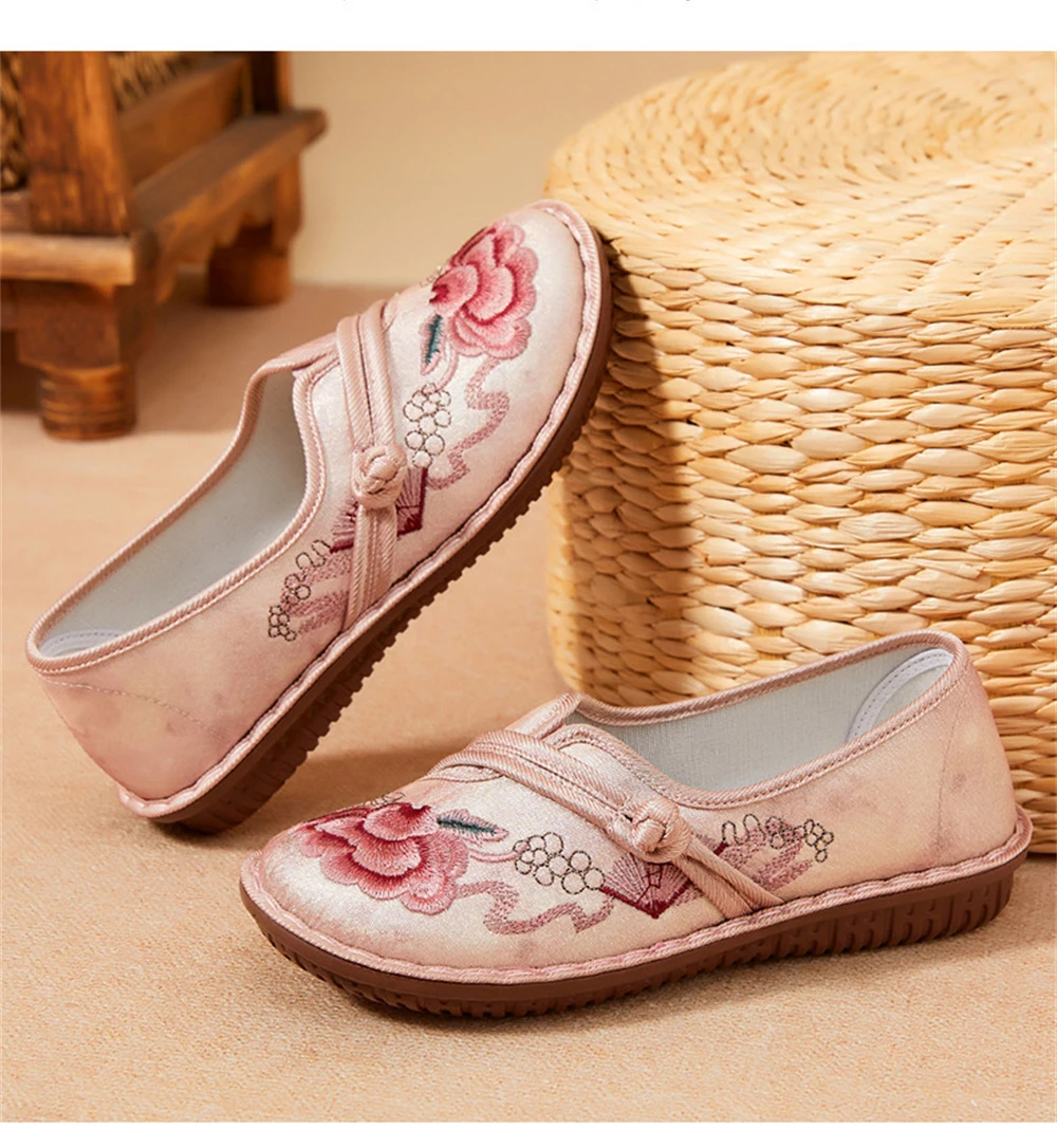 Zapatos individuales para mujer, primavera Otoño, nuevo estilo étnico, Retro, informal, tela bordada, zapatos planos de boca poco profunda, accesorios Hanfu Cheongsam