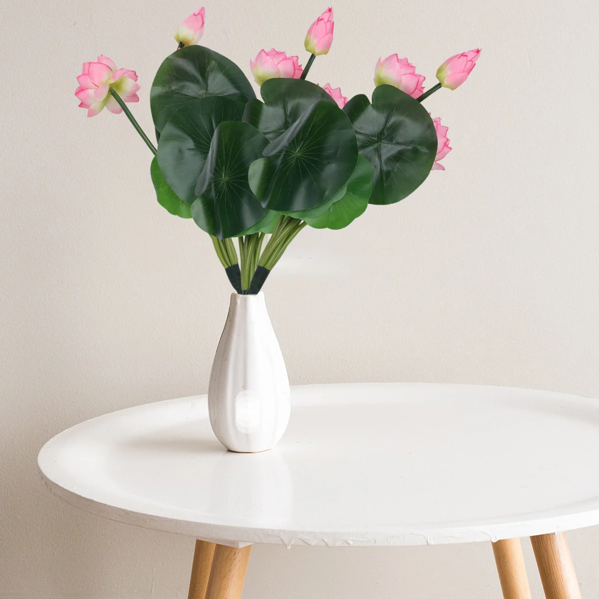 

2Pcs Home Ornament Lotus Design Beautiful for Store Party Decor Pink Fake Lotus Ornament Home Craft