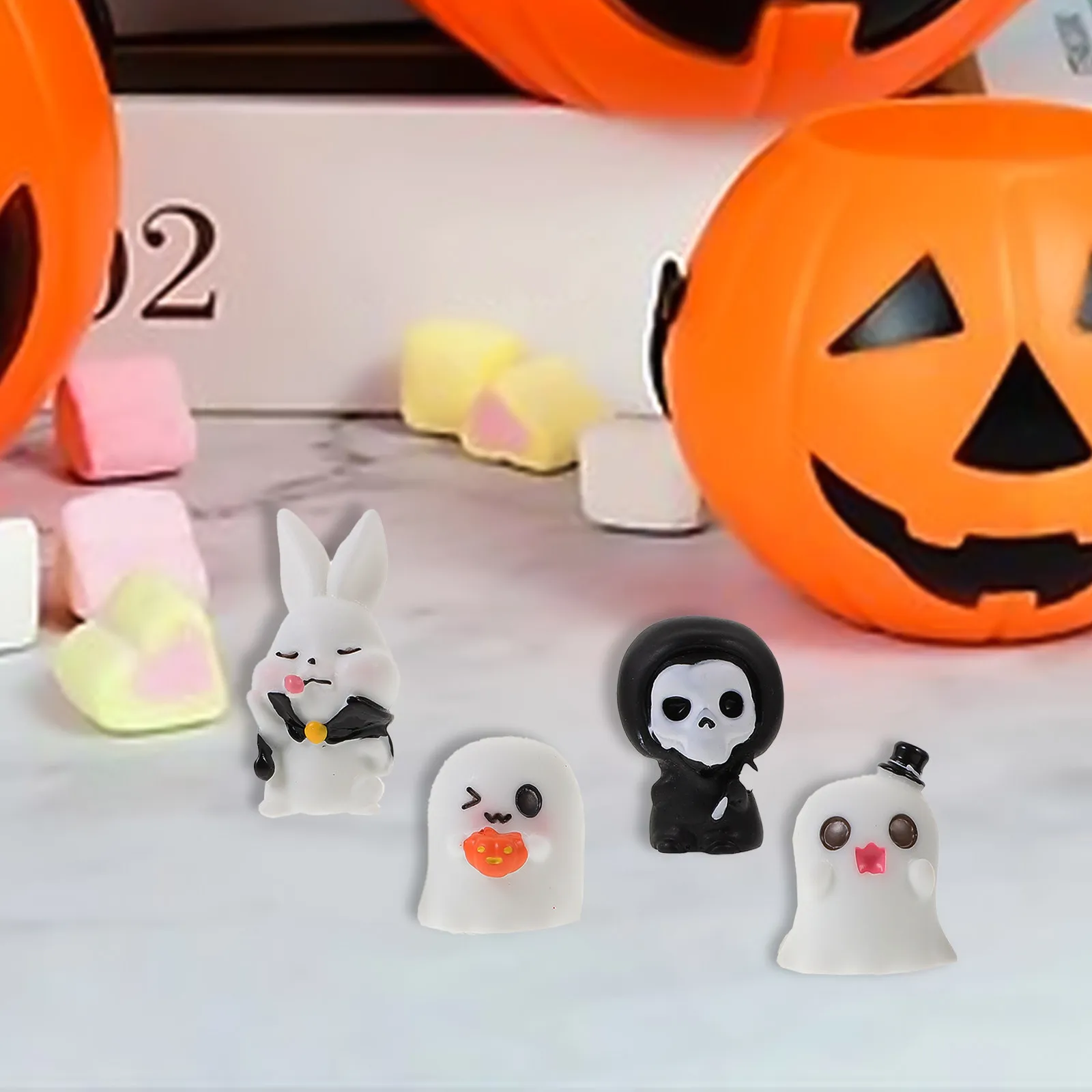 20Pcs Halloween Miniature Ornaments Resin Stable Durable Smooth Surface Micro Landscape Props Party Decorations