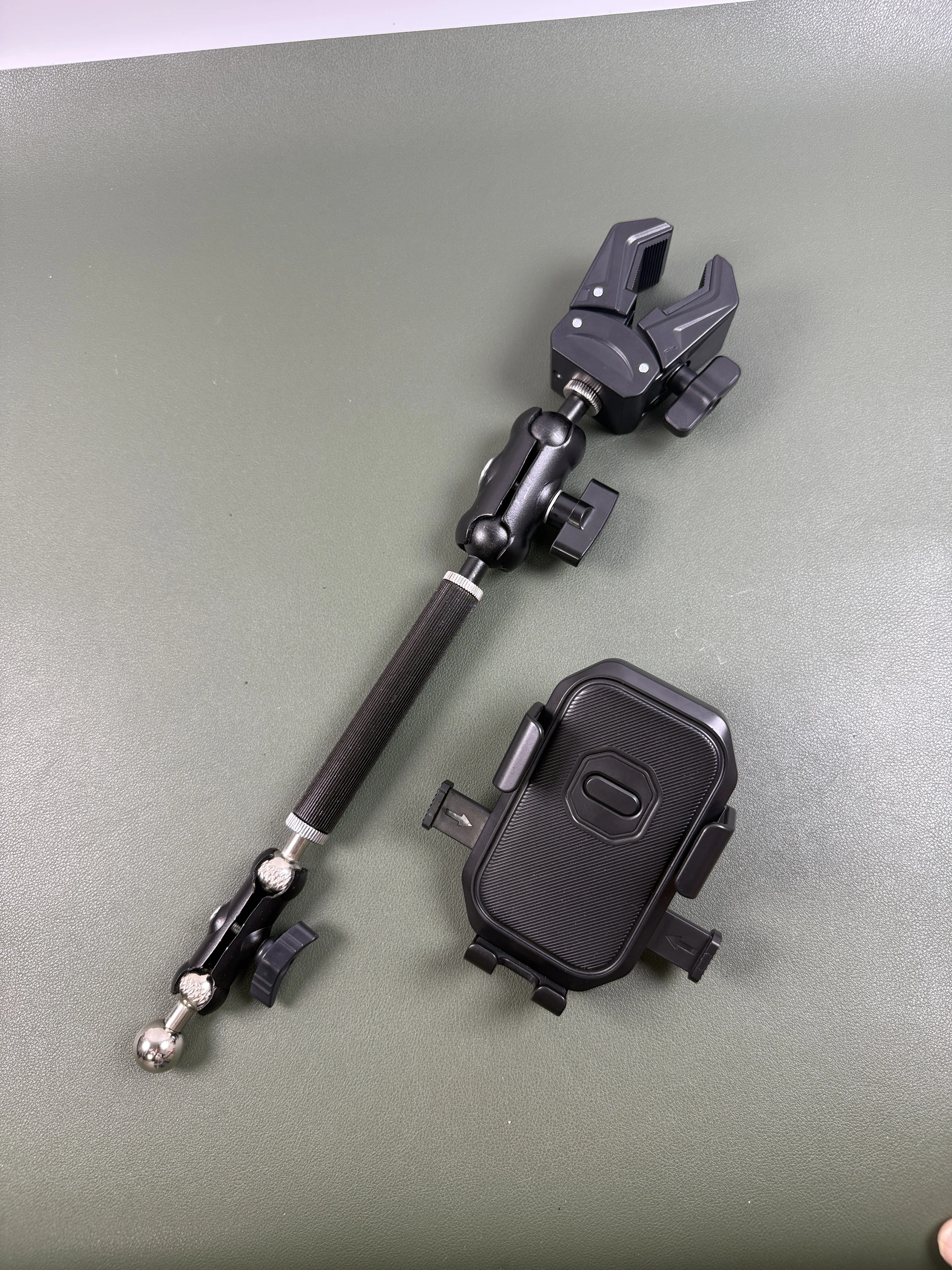 

Universal Mobile Phone Clip with Rotating Joint Extended Aluminum Rod Desktop Clamp for round Tube Supports