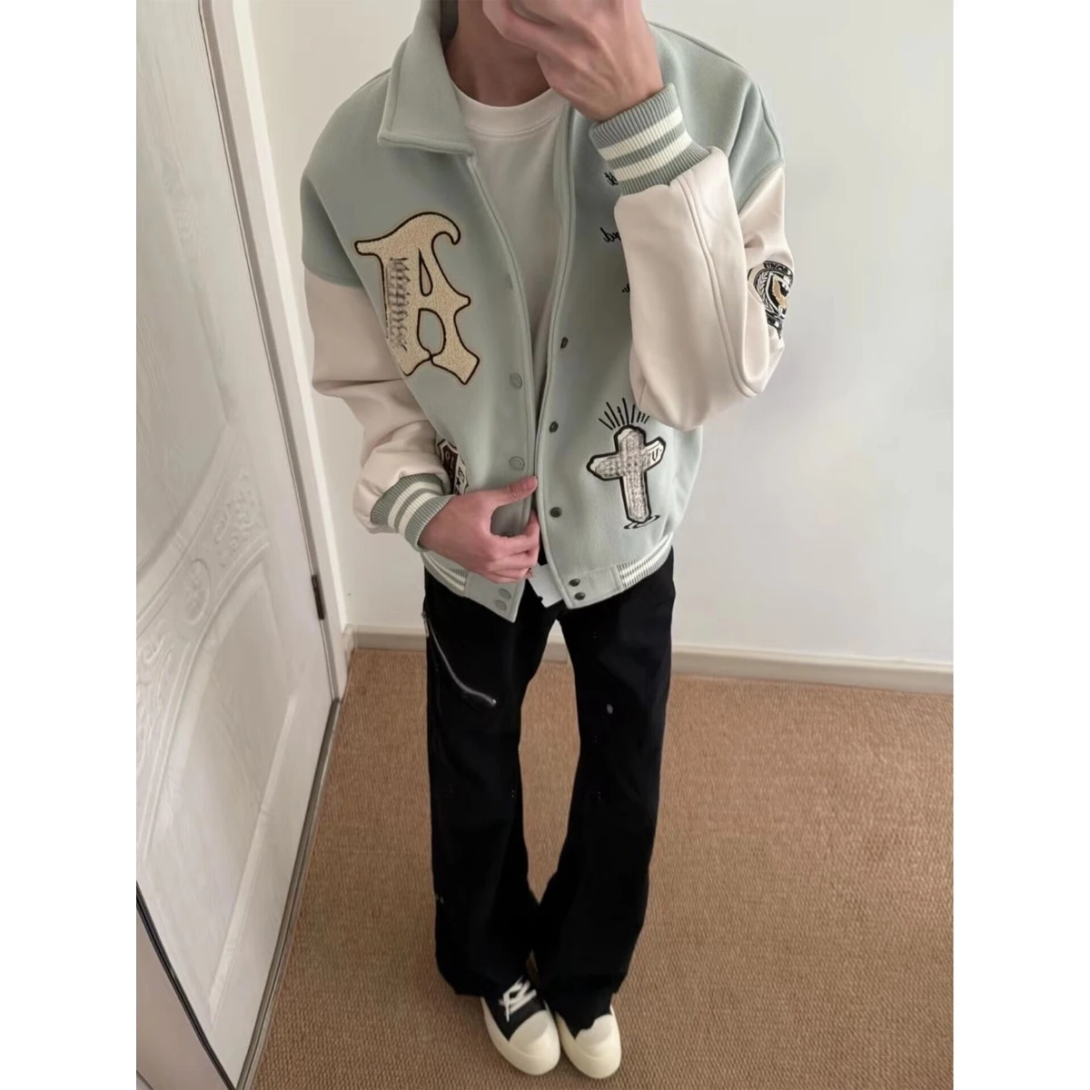 

Retro American Letter Cross Stitched Baseball Jaet Loose ex High Street Color Blo Flip Collar Jaet for Couples