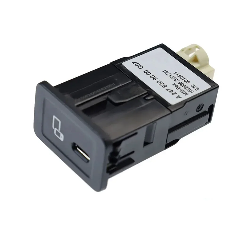 Multimedia Unit USB Port A2138203200 For Benz For E-CLASS For W213                                   USB Interface Accessor