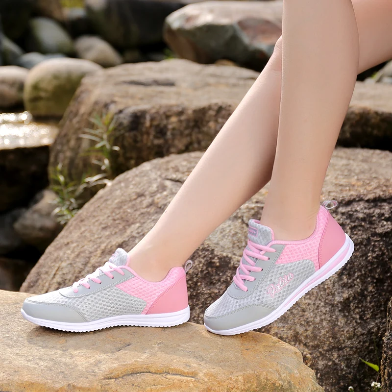 Sneakers Women Running Shoes Lightweight Female Walking Shoe Casual Sports Footwear Lace-up Summer Outdoor Athletic Trainer