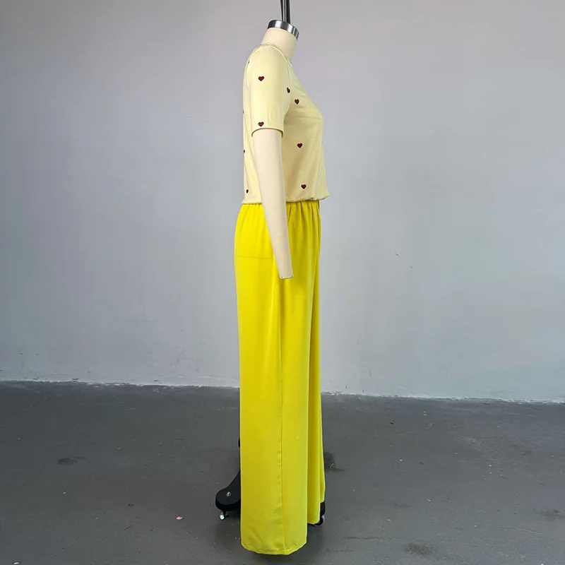 طقم بناطيل نسائية من Slergiri موضة صيف 2025 على شكل قلب 0 ورقبة قصيرة وأكمام قصيرة مع بنطال ذو قصة أرجل واسعة طقم موضة حلوة مكون من قطعتين #4