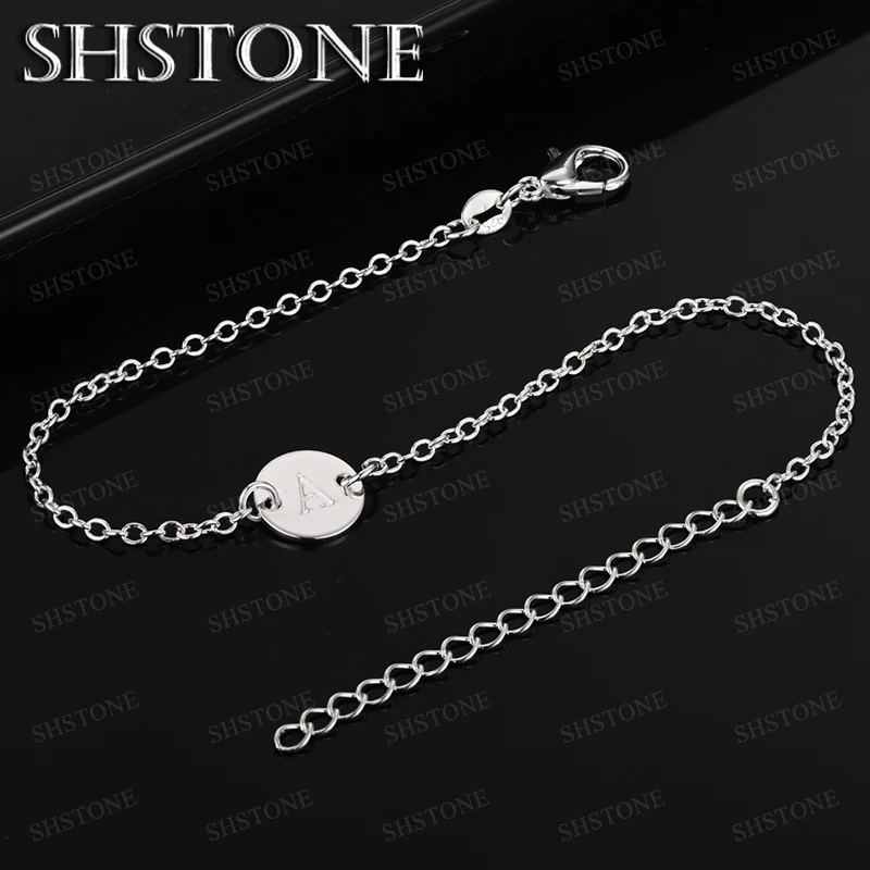 

925 Sterling Silver 26 Letters Round Pendant Chain Bracelets Lady Party Wedding Accessories Delicate Jewelry Anniversary Gift