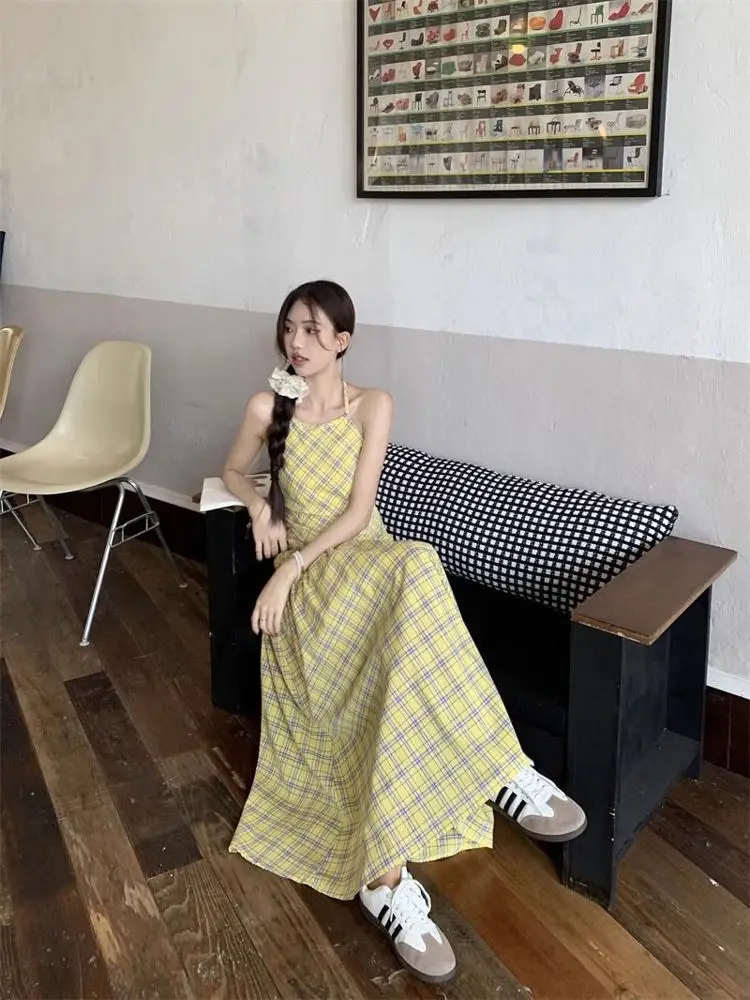 Retro Plaid Ne Hang… - image