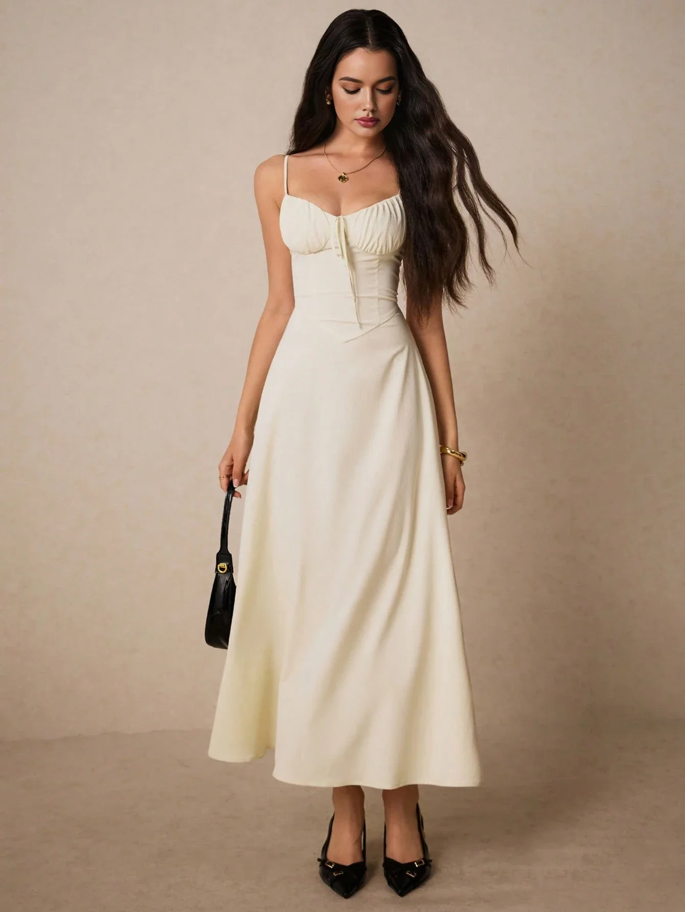 Elegant Cream Maxi Dress With Sweetheart Neckline And Ruffle Detail For Formal Events Summer Weddings