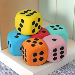 Grands dés en mousse avec points noirs, dés colorés à six faces, aides à l'apprentissage, dés de jeu pour compter les maths fuchsia, 80mm