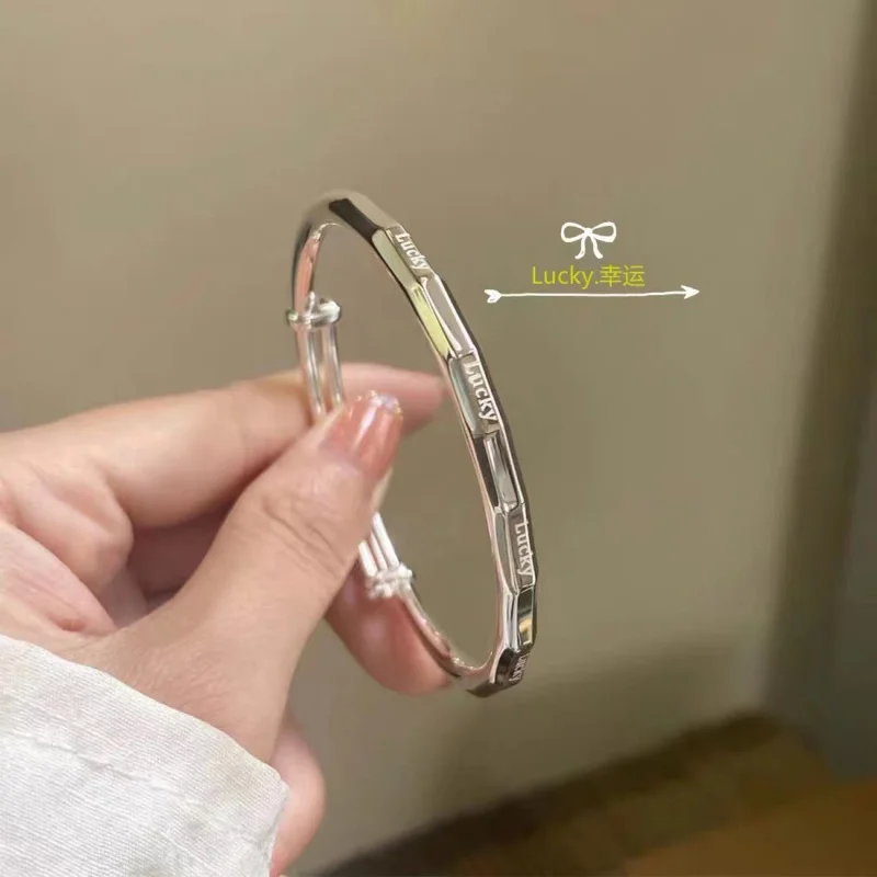 

Лазерный браслет Lucky Good Luck Continuous Solid Push-Pull с цветком автомобиля