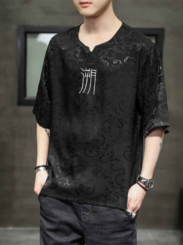 

Новая китайская мужская футболка с вышивкой, тонкая, с коротким рукавом, с эффектом охлаждения, молодежная, модная, летняя.