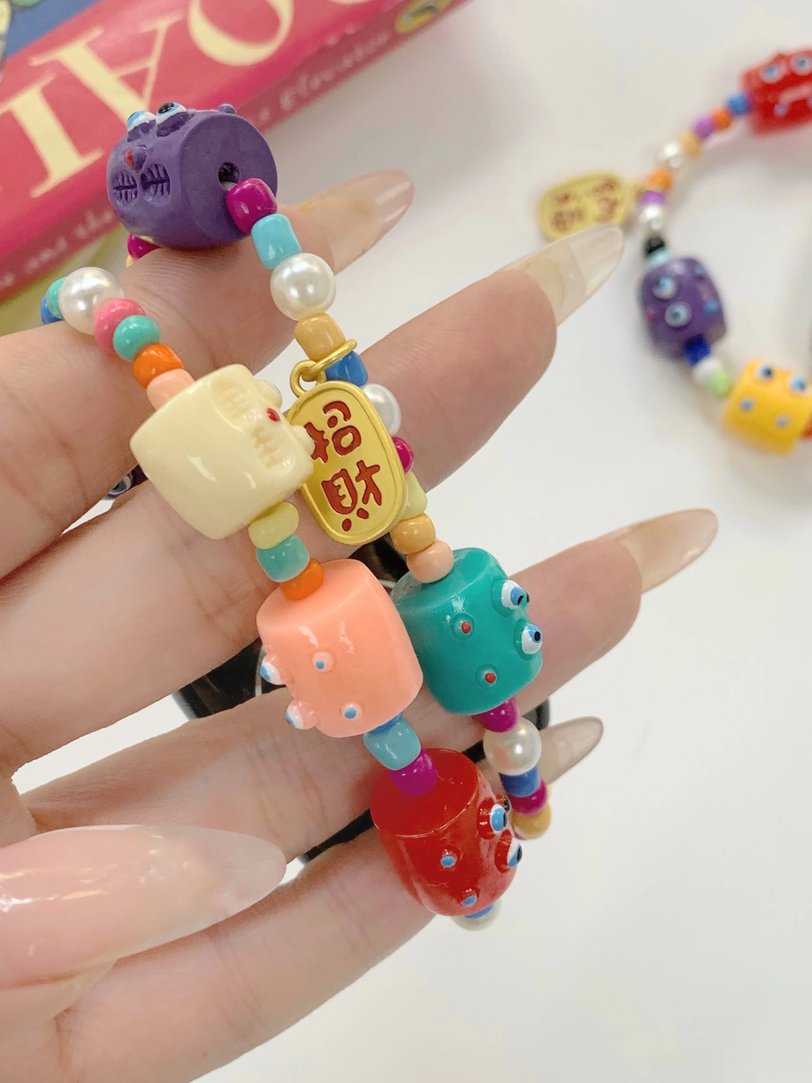 สายนาฬิกาข้อมือลูกปัดการ์ตูนน่ารักสำหรับ Apple iWatch S8สายนาฬิกาอัลตร้า S7 6 5 4 3 2 1อะไหล่สายนาฬิกา44mm 42mm 40mm