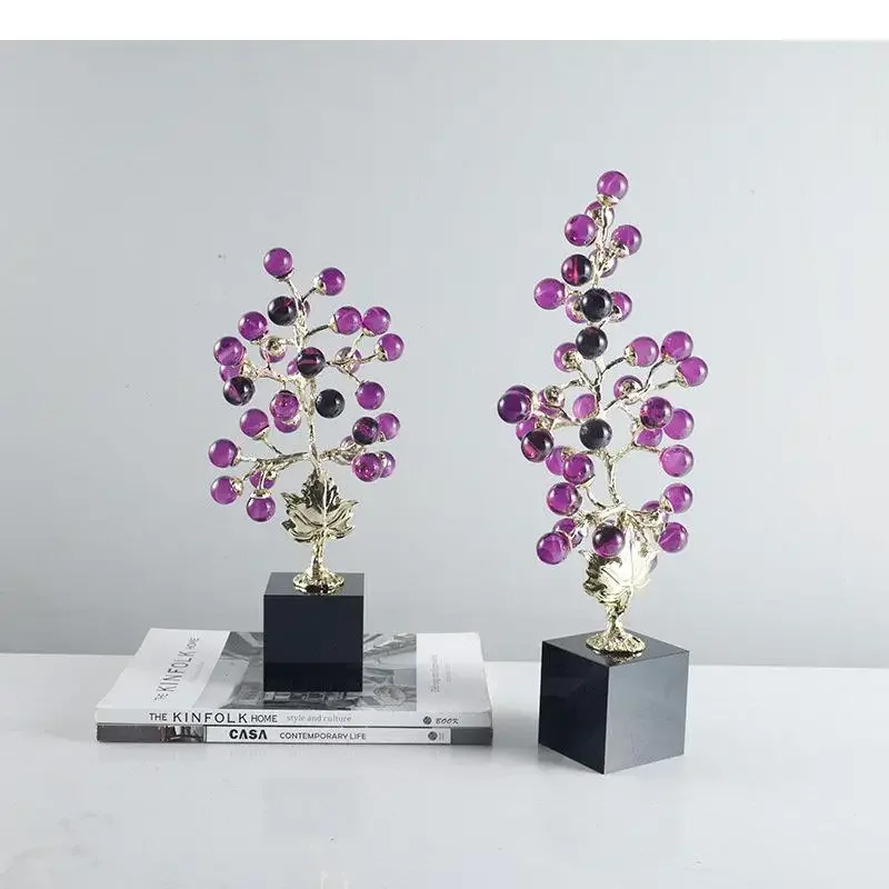 Sculpture de ficelle de raisin en cristal violet,