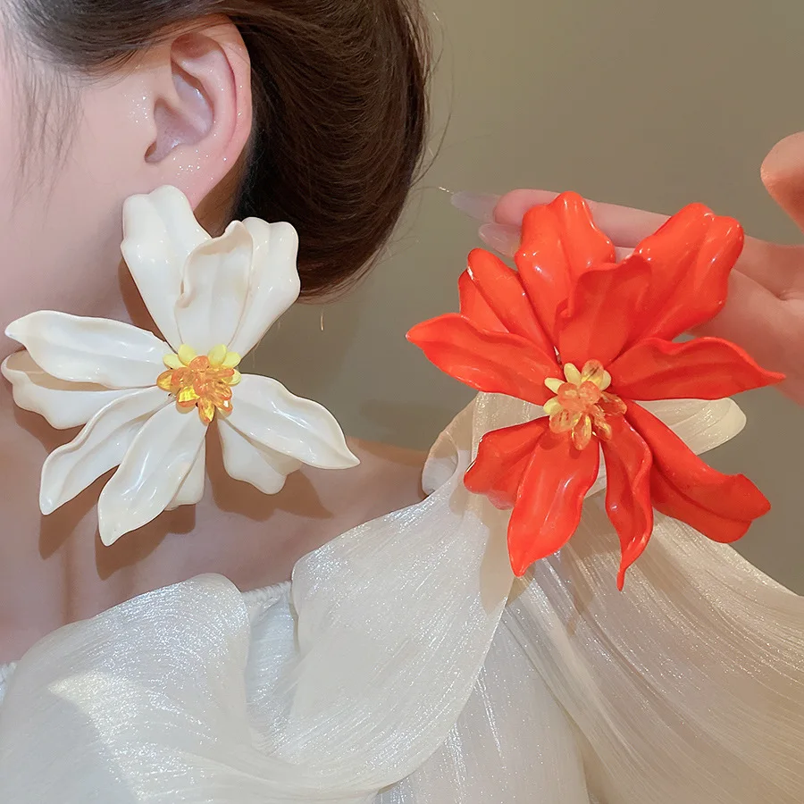 DOO MEI Statement Oversized Red Flower Dangle Earrings for Floral Drop Earrings Bohemian Vacation Party Banquet Ear Jewelry