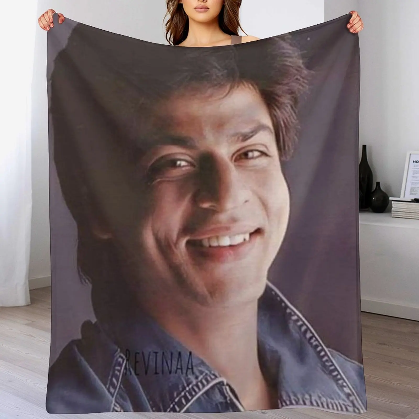 

shahrukh khan Throw Blanket Decorative Throw Softest valentine gift ideas Luxury Blankets