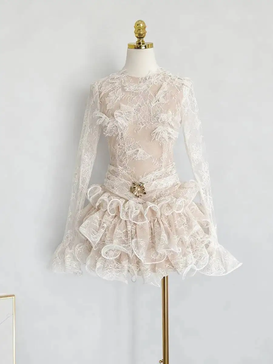 QMQA فساتين نسائية أنيقة شفافة مكشكشة قابلة للطي فساتين صغيرة رقبة مستديرة وأكمام طويلة مرقعة فستان مطرز جديد QM993