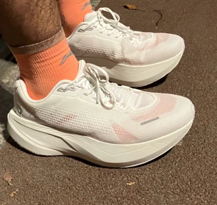 

2025 Winter Hot-Selling New Arrival: High-Grip Running Shoes Durable Marathon Running Shoes Training Shoes