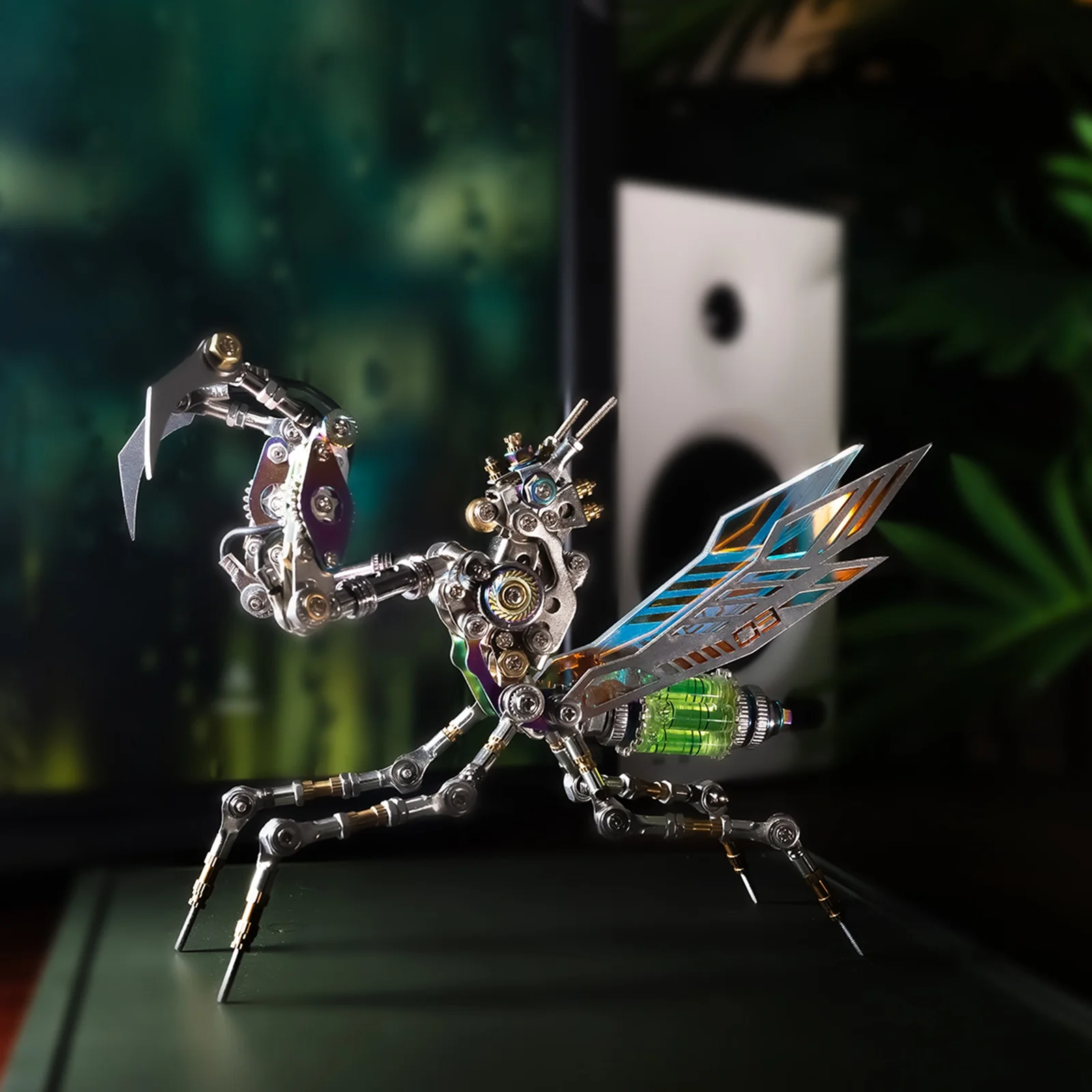 

Mostarle Emerald Mantis 3D Meta Puzzle DIY Model Kit Sci-Fi Steampunk Design Mechanical Insect Decor Unique Gift for Adults