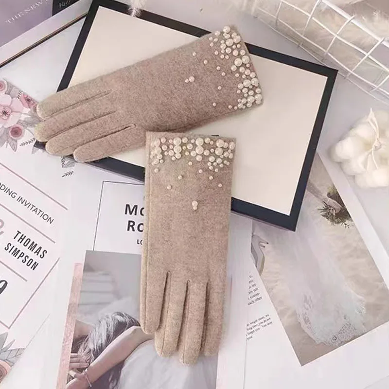 Premium Women Autumn Winter Warm Thickened Touch Screen Cashmere Pearl Gloves High Grade Fleece Lined for Outdoor Cycling