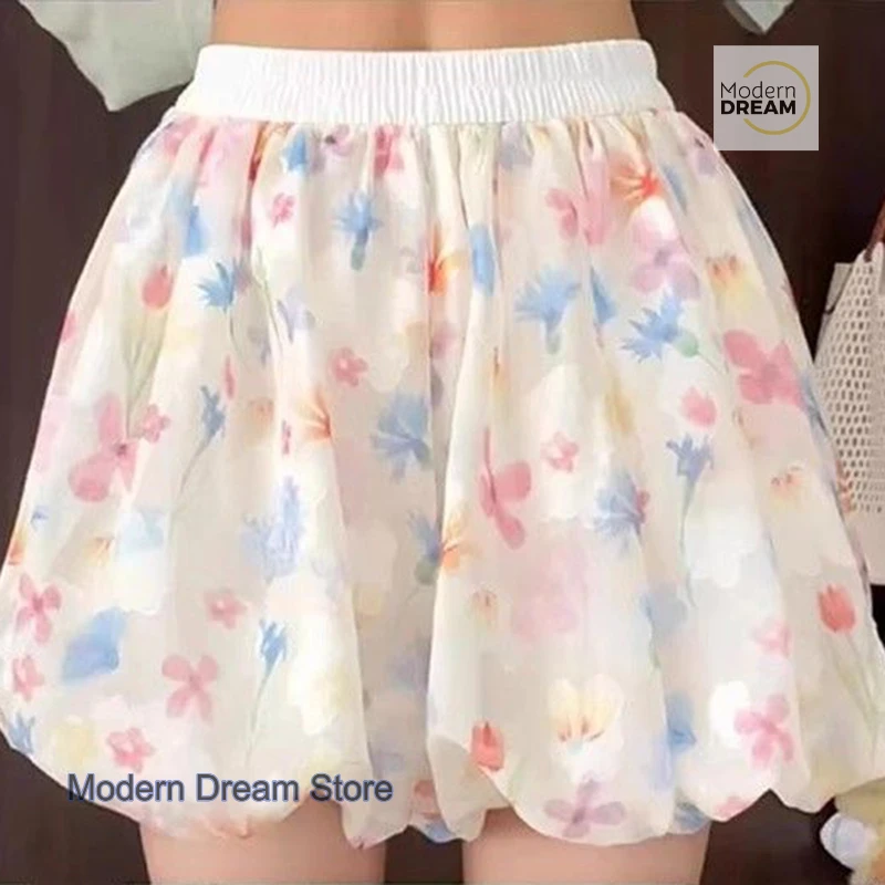 French colored ice silk bud shorts women's summer new fashion floral wear wide-leg pants high waist casual loose skirt pants.