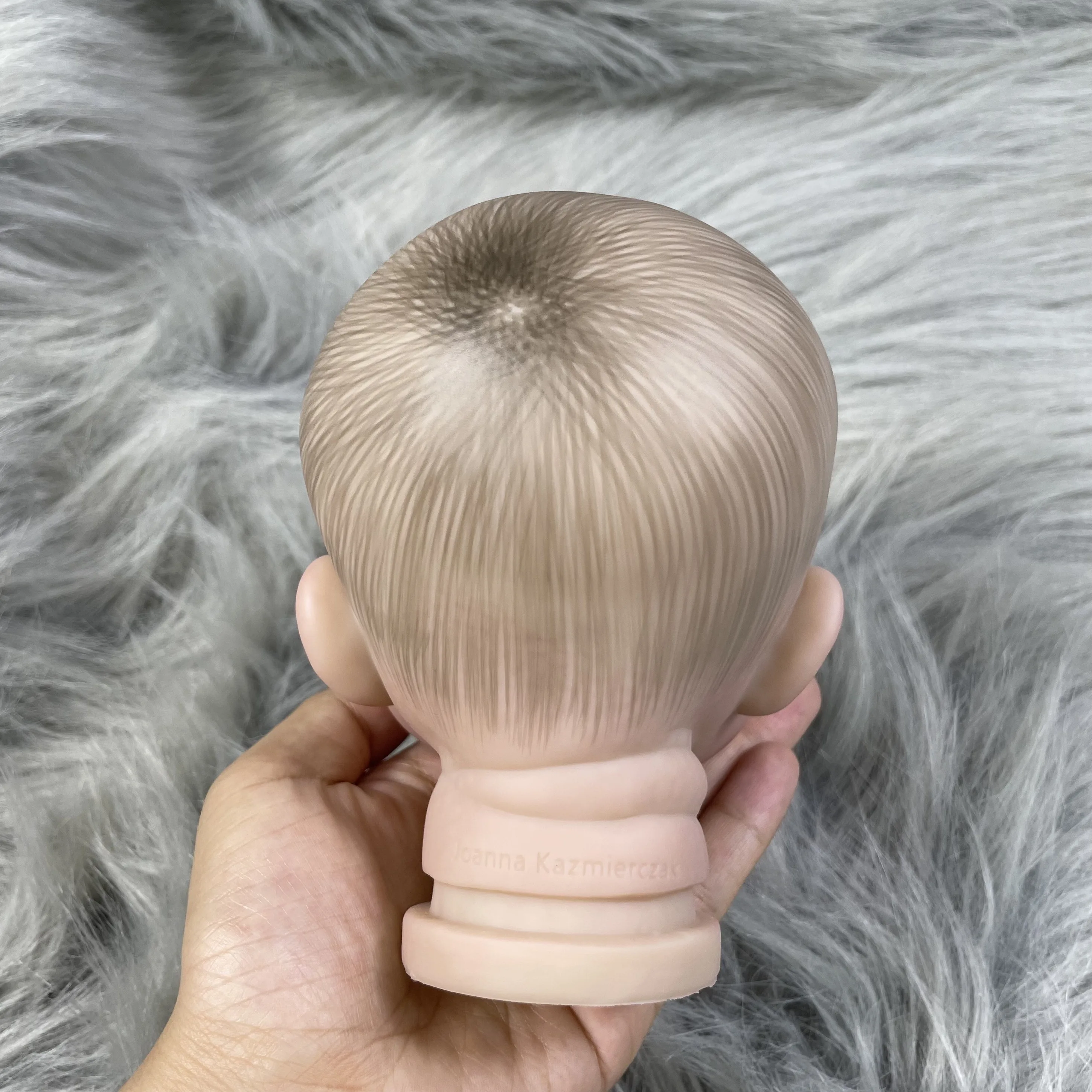 Kit de muñeco realista de vinilo ya pintado de 18 pulgadas, piezas de muñeca de piel pintadas en 3D de tacto suave realista Pascale con cuerpo de tela