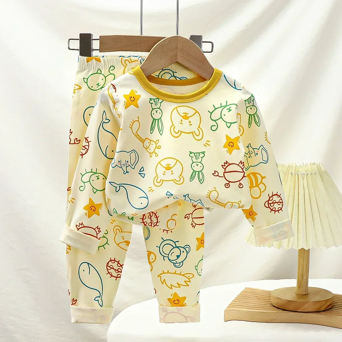 

New 2024 Autumn Kids Warm Pajamas Baby Boys Girls Cute Cartoon Long Sleeve Lycra Pyjamas Toddler Sleepwear Casual Clothing Sets