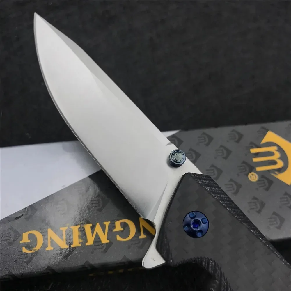 NEW Folding Pocket Knife 8Cr13MoV Steel Carbon Fiber Handle Titanium Outdoor EDC Survival Knives Camping Hunting Pocket Knife