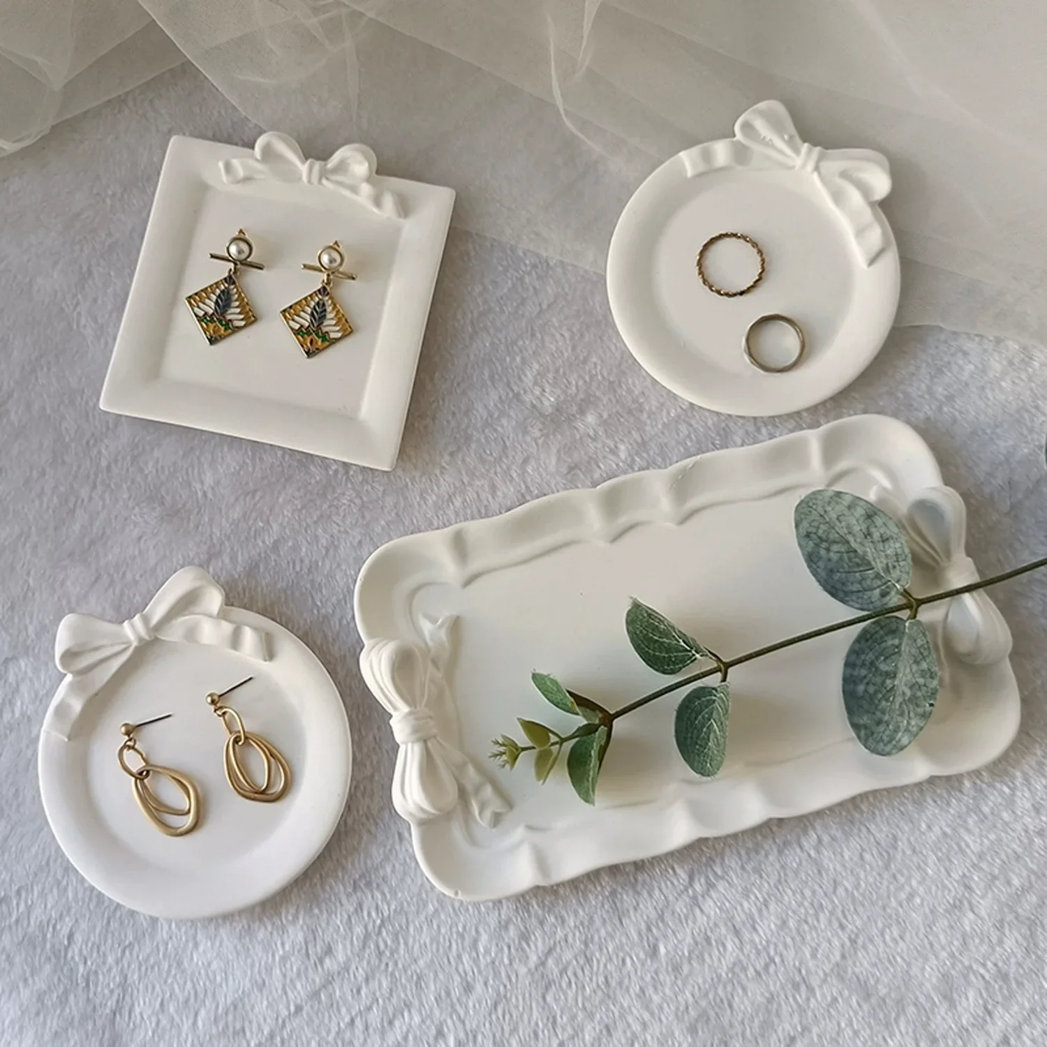 

Storage Tray Silicone Mold DIY Epoxy Resin European Tray Mould Lace INS Bow Knot Storage Box Resin Tray Decoration Molds